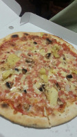 Pizza Pazza food