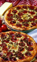 Topper's Pizza food