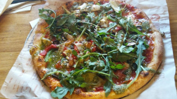 Blaze Pizza food