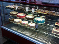 Cakes And Gateau Cafe La Maison food