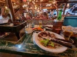 La Parrilla De Carlitos food