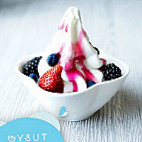 Maccheyo' La Tua Yogurteria food