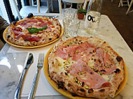 La Pizzeria Nazionale food