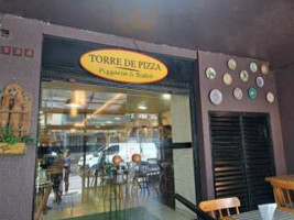 Torre de Pizza food