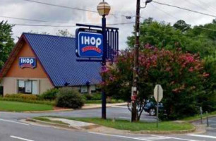 Ihop outside