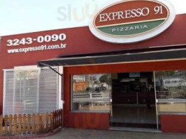 Expresso Pizza food