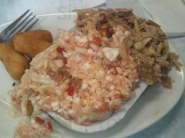 Troutman's BBQ food