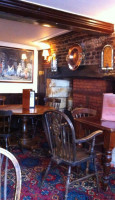 Kings Head inside