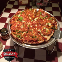 Shield's Restaurant Bar Pizzeria food