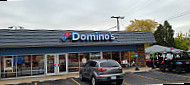 Domino's Pizza outside