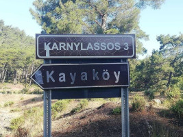 Lebessos Wine Haus (kahvaltıcı Mahmut outside