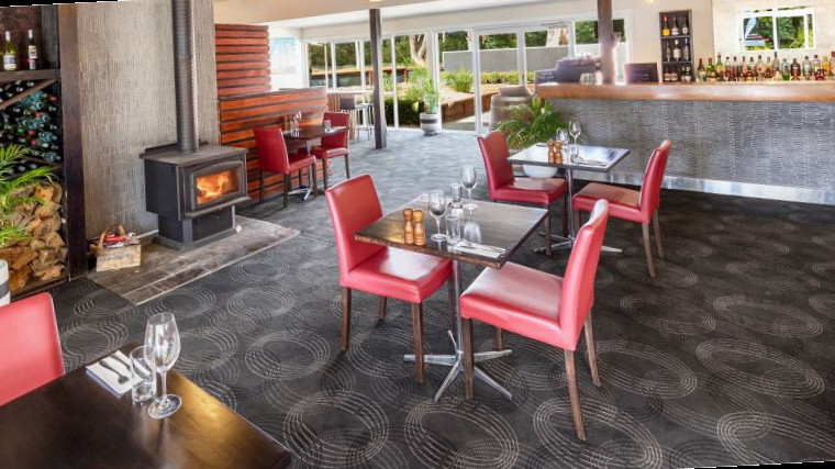 Beaches Restaurant Bar