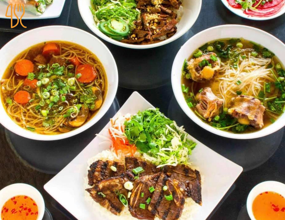 Phở Nguyễn Huệ