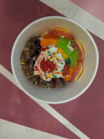 Jamms Frozen Yogurt food