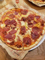 Mod Pizza food