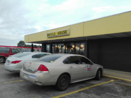 Waffle House outside