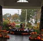 Kettle Cove Creamery And Shack food