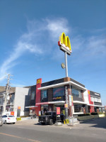 Mcdonalds Iba outside