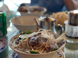 Phoenix Restaurant_ Pho Trinh food