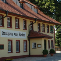 Gasthaus zum Raben outside