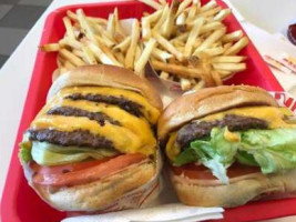 In-n-out Burger food