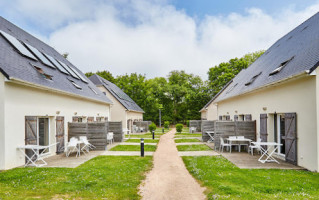 Auberge La Ferme Des Aulnettes inside