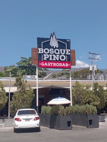 Bosque Pino Gastrobar outside