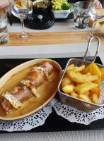 Le Valaurie food