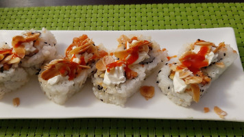 Piacere Sushi food