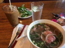 Pho Vi Van food