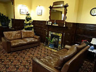 Bridge Inn inside