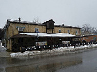 Parkview Creamery Bar and Grill outside