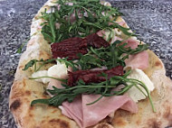 A Tutta Pizza Di Alario Francesco food