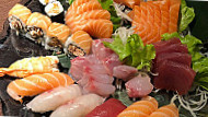 Sushi Fuji food