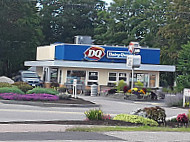 Dairy Queen outside