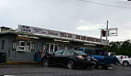 Debbie's Diner outside