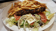 Fameux Gyros Elatos food