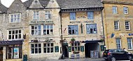 The Kings Arms outside