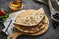 Zaatar W Zeit food