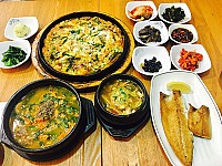 Sea Garden Korean Restaurant food