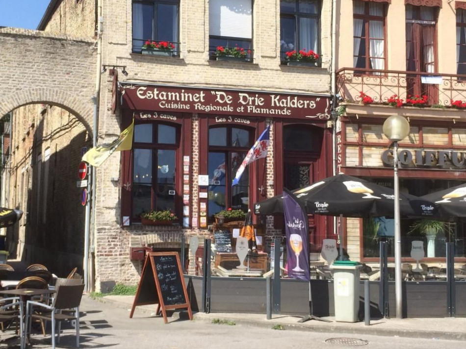 restaurant image
