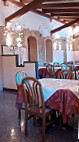 Bar Pizzeria Primavera Di Busato E C inside