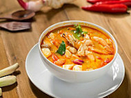 Jc Tomyam Seafood food