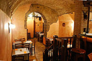 La Taverna Dei Saggi inside