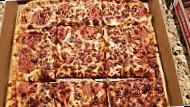 Hunt Brothers Pizza food