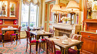 Laduree Paris Champs-elysees food