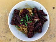 Mama Chicken Feet Noodle (seng Kee Food Centre) food