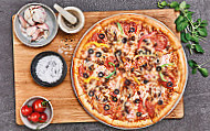 Domino's Pizza Majorna food