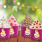 Menchie's Frozen Yogurt food