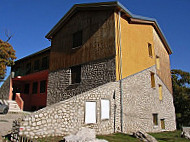 Rifugio Urupreta outside